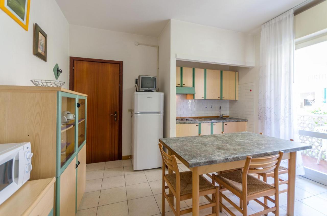 Clara Villa Bibione Exteriör bild