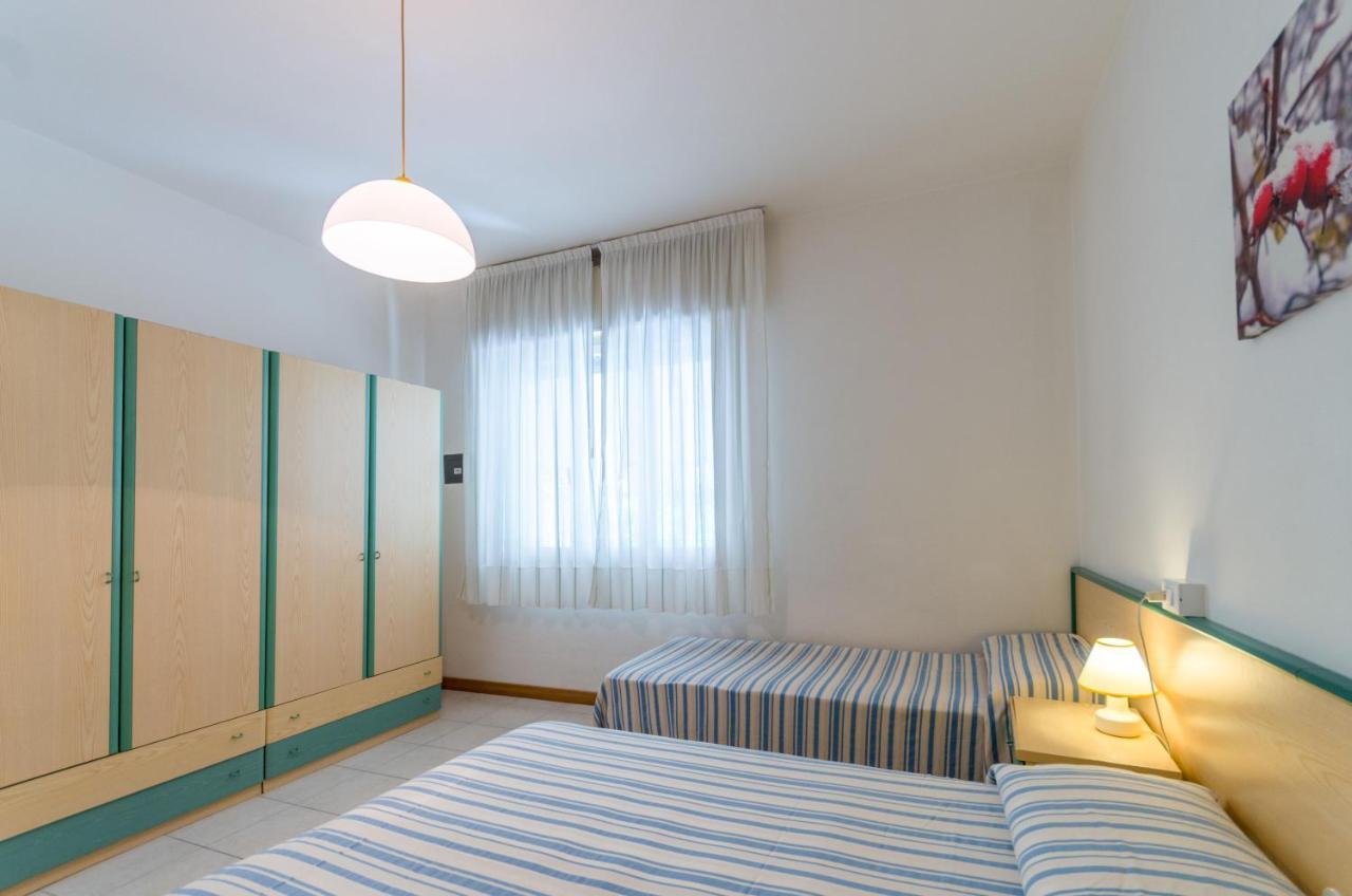 Clara Villa Bibione Exteriör bild
